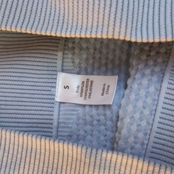 ⚡️3/$30⚡️Workout Leggings Small  NWOT - Picture 4 of 5